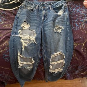 SAmerican Eagle Mom jeans with distress